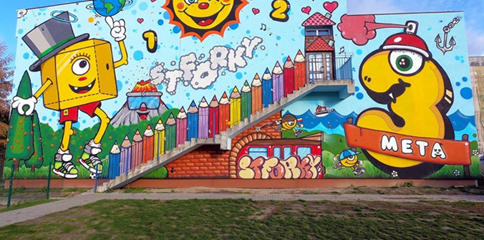 Największy mural w mieście /od strony boiska/ 