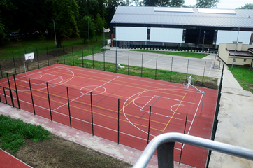 Kompleks sportowy - boisko uniwersalne do koszykówki i siatkówki