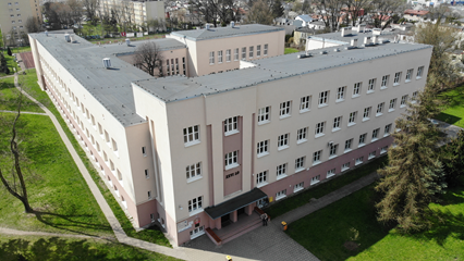 Budynek szkoły 3