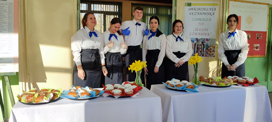 hotelarze w akcji "Tłusty czwartek"