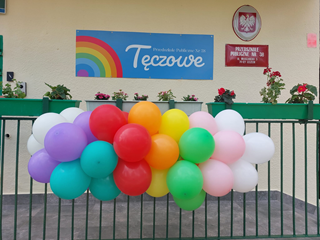 Wejście do Tęczowego Przedszkola