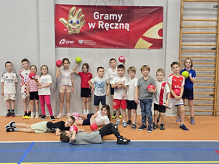 "Gramy w ręczną"