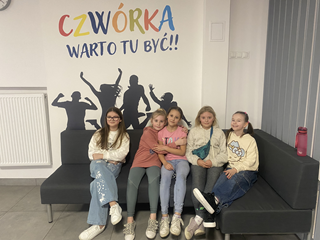 czwórka warto tu być