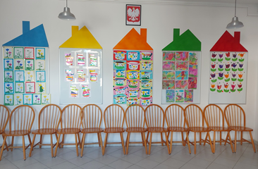 Holl dla Rodziców i galeria prac dzieci