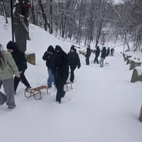 Wychowanie fizyczne w parku Piszczele