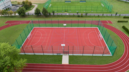 Boisko sportowe wielofunkcyjne i boisko trawiaste