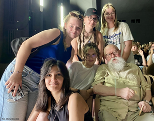 Spotkania uczniów VI LO z ciekawymi ludźmi - Festiwalu Filmów-Spotkań NieZwykłych w Sandomierzu.