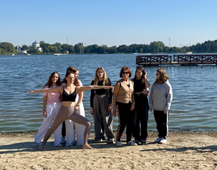 "Styl życia z wyboru" - joga na plaży