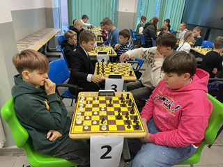 Uczestnicy Powiatowego Konkursu Szachowego