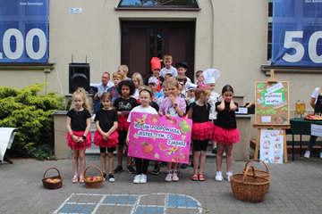 AKCJA - CZYTELNICY NA ULICY