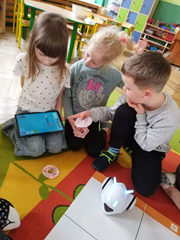 Zajęcia z wykorzystaniem tabletów i Robotów Photon