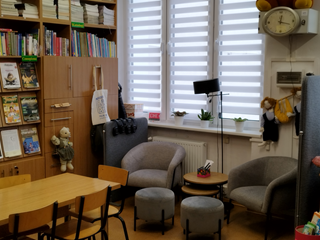 Biblioteka - kącik wyciszenia 