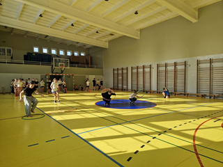 Zajęcia w sali gimnastycznej.