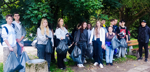 SPRZĄTANIE  ŚWIATA