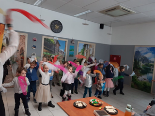 WYSTĘPY DZIECI - DZIEŃ BABCI I DZIADKA