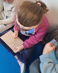 Tabliczki z literami