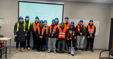 Wycieczka zawodoznawcza do Dino Polska – Centrum Dystrybucyjne w Sieroniowicach